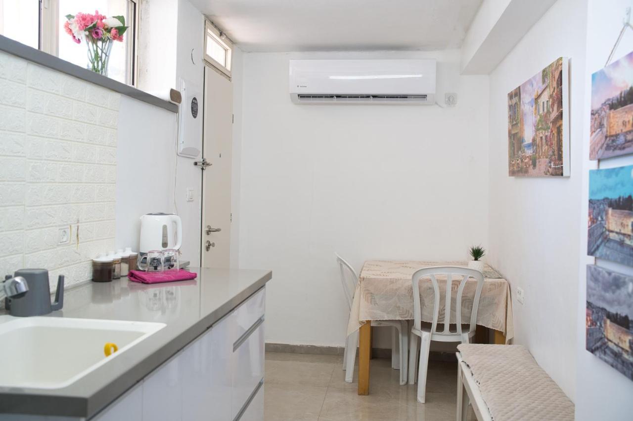 Oded Inviting Housing Apartment Jerusalem Ngoại thất bức ảnh